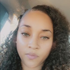 Meet your Posher, Tanesha